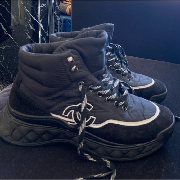 Chanel sneakers - Picture 1 of 11